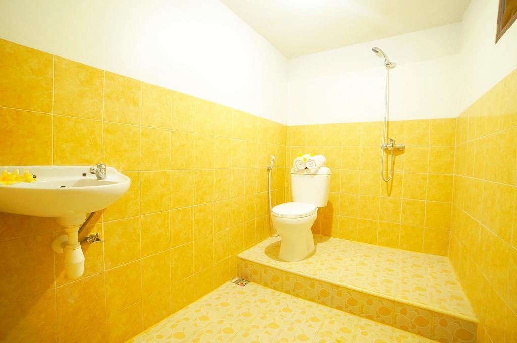 Easton Kuta Homestay Dış mekan fotoğraf