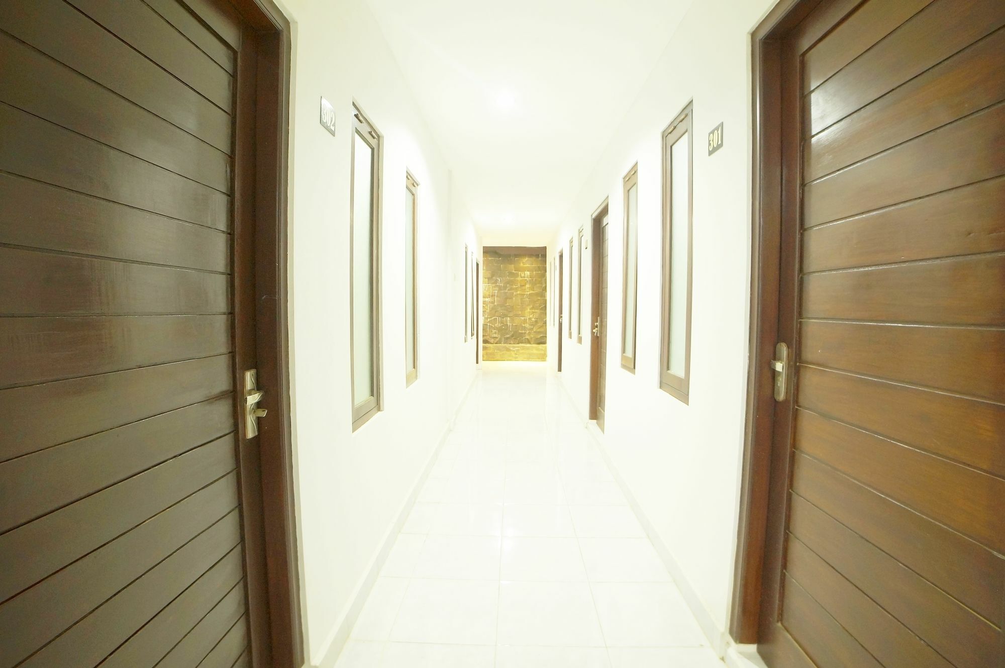 Easton Kuta Homestay Dış mekan fotoğraf
