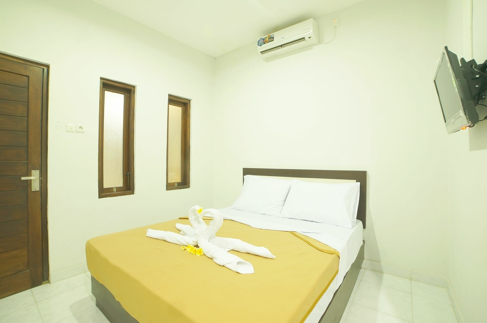 Easton Kuta Homestay Dış mekan fotoğraf